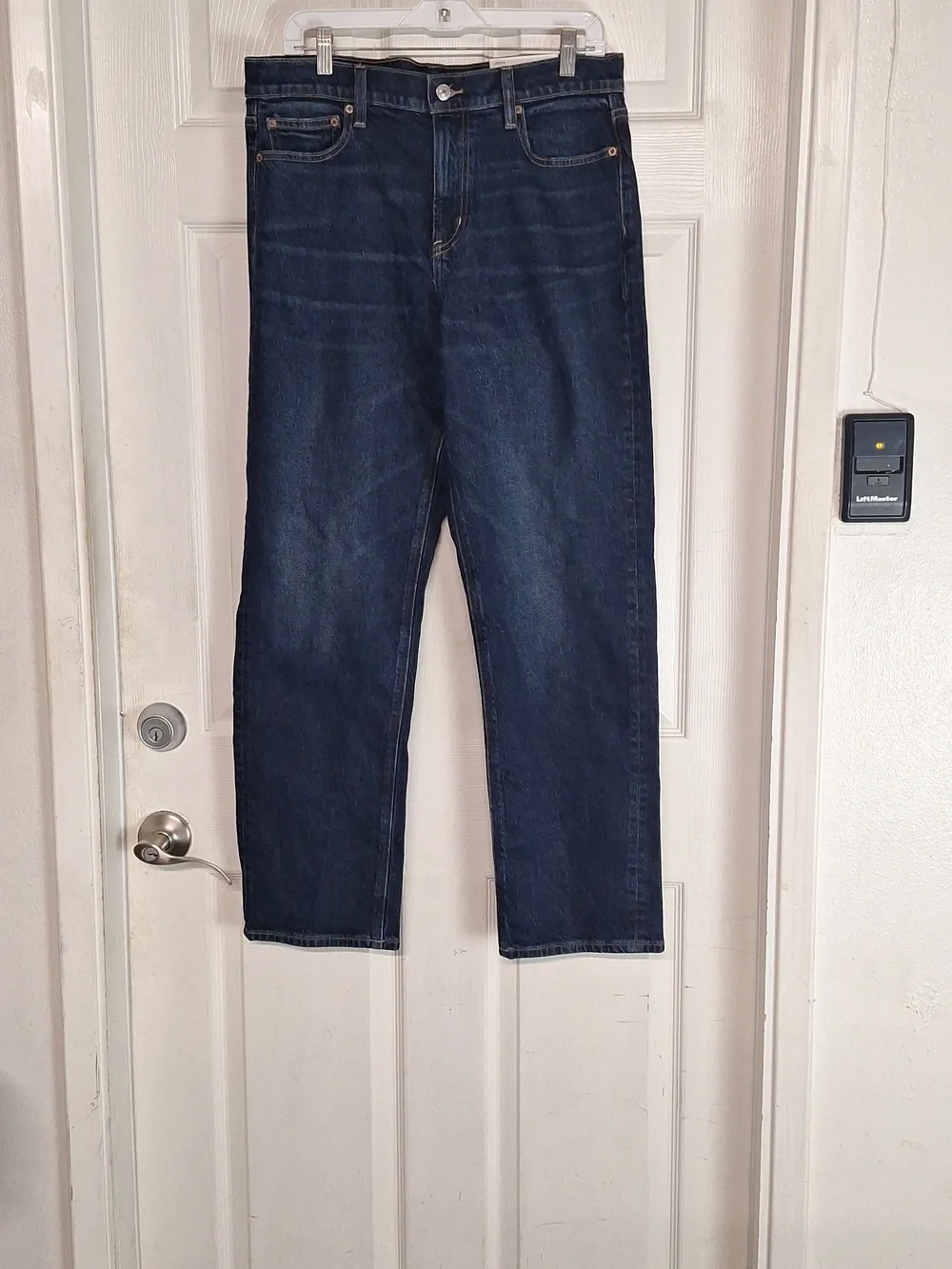 American Eagle Outfitters Super High-Rise Ankle Straight Jean Dark Indigo NWT 10